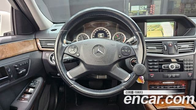 Mercedes-Benz E-класс W212 E300 Elegance, 2012 13