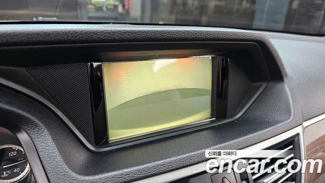 Mercedes-Benz E-класс W212 E300 Elegance, 2012 14