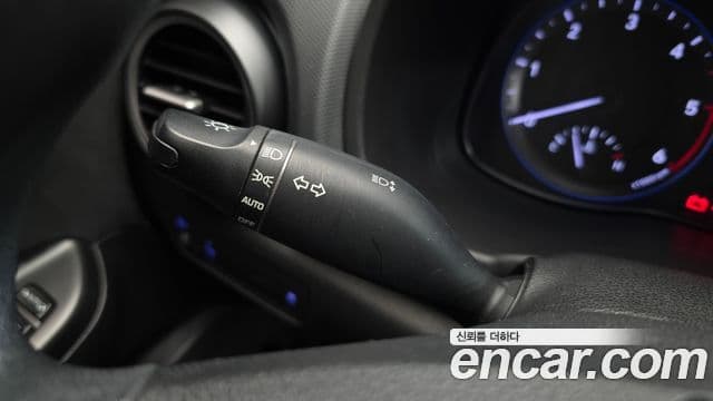 Hyundai Kona Modern, 2018 17