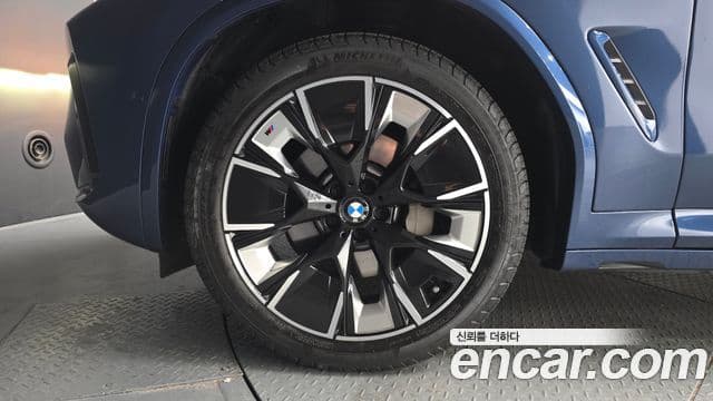 BMW iX3 M Sport, 2023 все фото