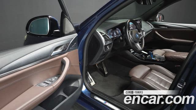 BMW iX3 M Sport, 2023 11