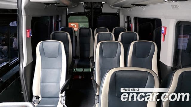 Hyundai 쏠라티 Luxury, 2023 13