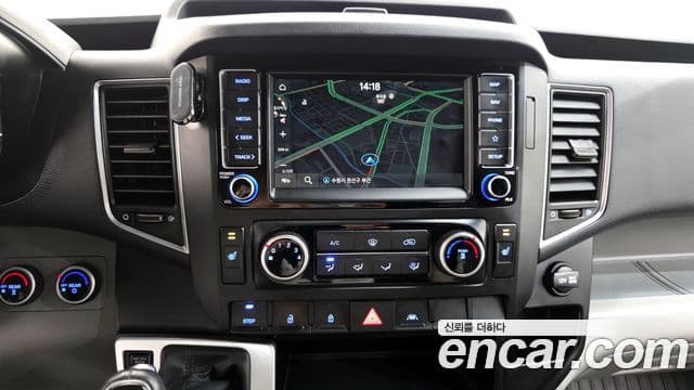 Hyundai 쏠라티 Luxury, 2023 16