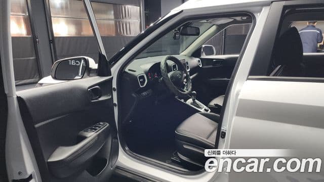 Hyundai Venue 1.6 Flux, 2023 10