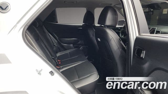 Hyundai Venue 1.6 Flux, 2023 12