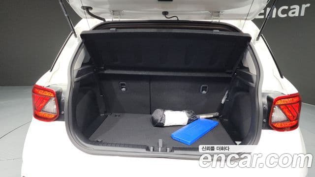 Hyundai Venue 1.6 Flux, 2023 20