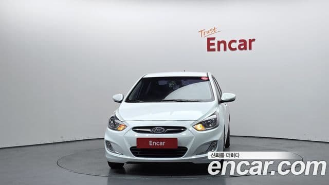 Hyundai Accent(новый кузов / новое поколение) Premier, 2012 3