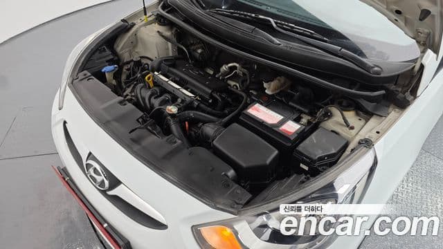 Hyundai Accent(новый кузов / новое поколение) Premier, 2012 6