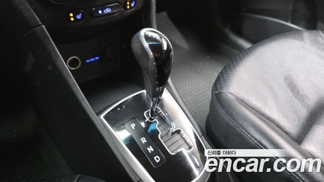 Hyundai Accent(новый кузов / новое поколение) Premier, 2012 9