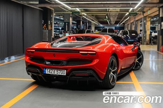 Ferrari 296 GTS 3.0 V6, 2023 2