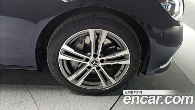 Mercedes-Benz E-класс W213 Avantgarde, 2022 все фото