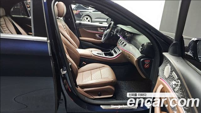 Mercedes-Benz E-класс W213 Avantgarde, 2022 11