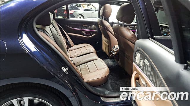 Mercedes-Benz E-класс W213 Avantgarde, 2022 12