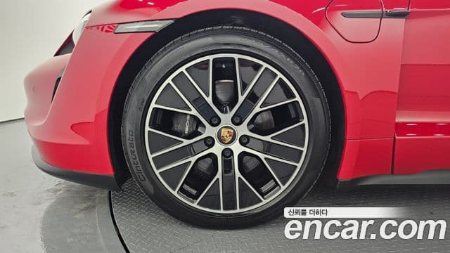 Porsche 타이칸 базовый, 2023 все фото