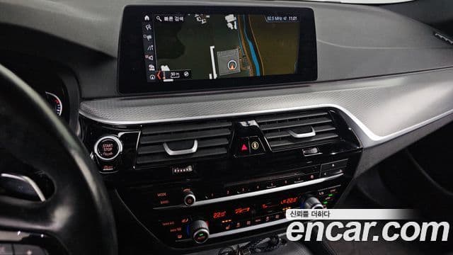 BMW 5시리즈 (G30) 520d M Sport Special Edition, 2018 17