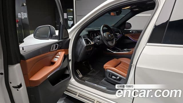 BMW X7 (G07) xDrive 40i M Sport 6인승, 2024 11