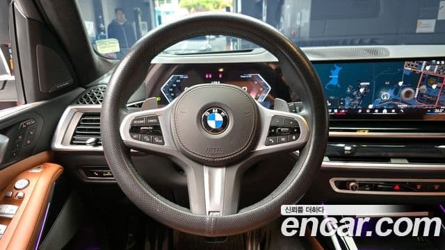 BMW X7 (G07) xDrive 40i M Sport 6인승, 2024 14