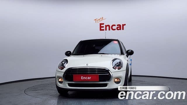 Mini Cooper 3세대, 2016 3