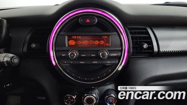 Mini Cooper 3세대, 2016 16