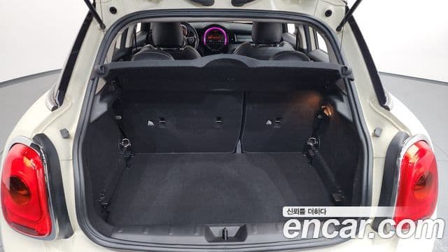 Mini Cooper 3세대, 2016 20