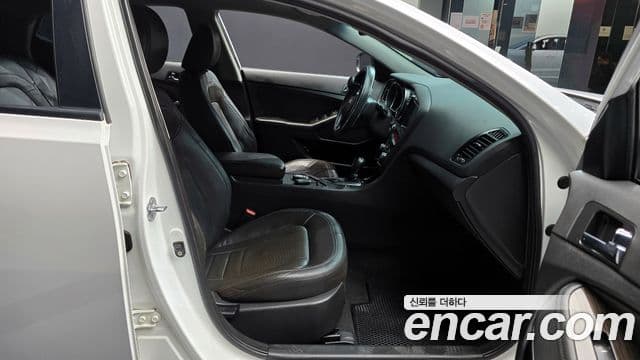 Kia K5 Luxury, 2013 10