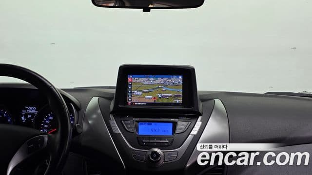 Hyundai Avante MD M16 GDI Smart, 2013 16