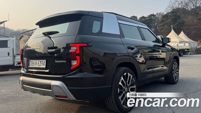 KG모빌리티(SsangYong) Torres T7, 2023 4