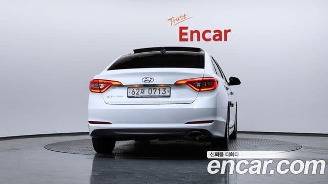 Hyundai LF Sonata 1.6 турбо Smart, 2016 4