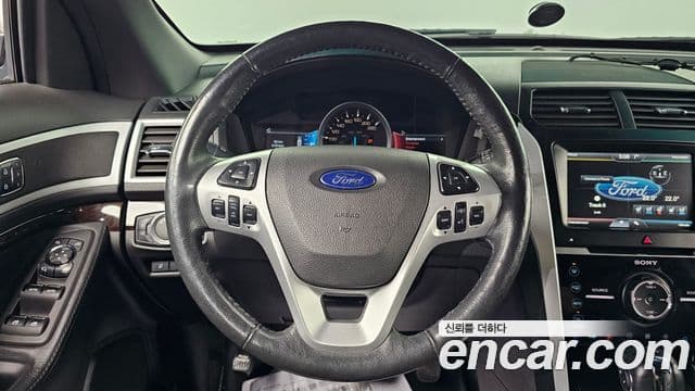 Ford Explorer 5세대, 2014 16