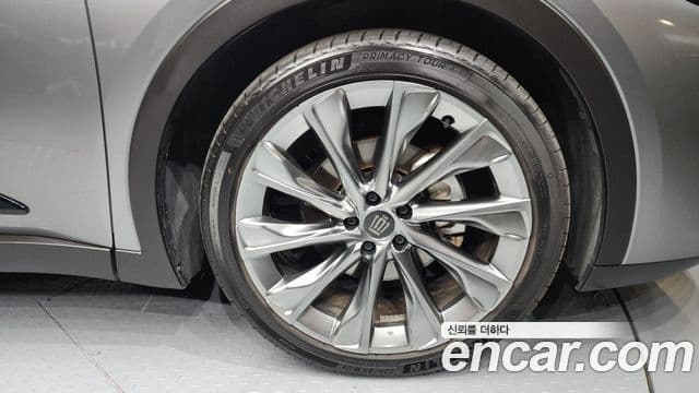 Toyota 크라운 кроссовер, 2025 все фото