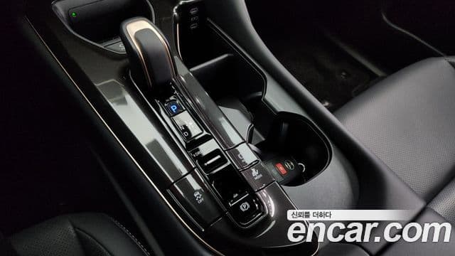 Toyota 크라운 кроссовер, 2025 9