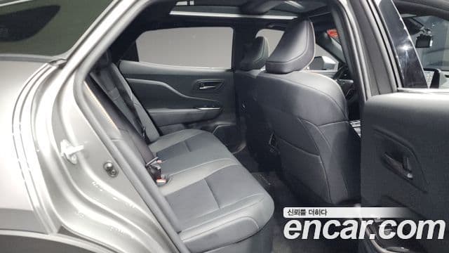 Toyota 크라운 кроссовер, 2025 12