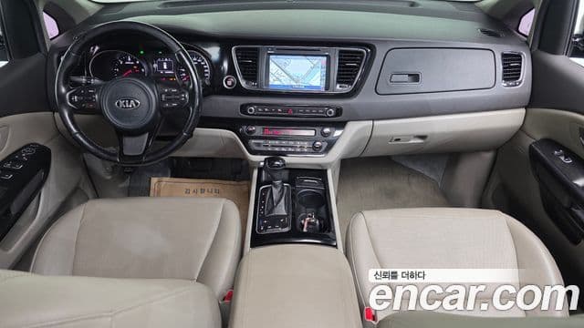 Kia All New Carnival Prestige, 2015 7