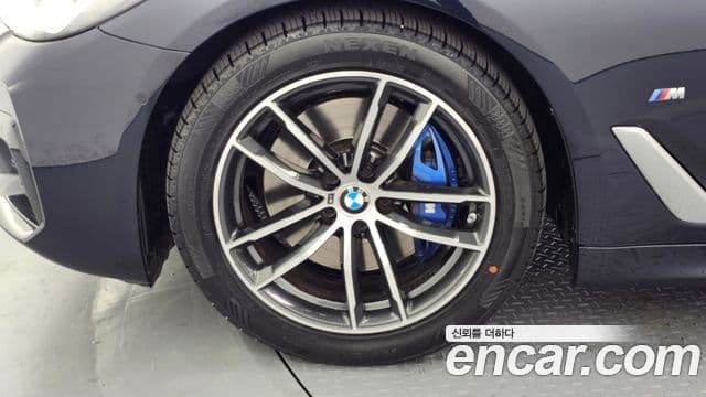 BMW 5시리즈 (G30) 520i M Sport, 2023 все фото
