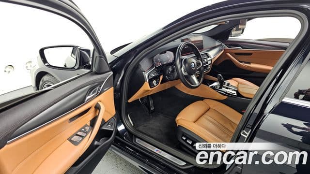 BMW 5시리즈 (G30) 520i M Sport, 2023 10