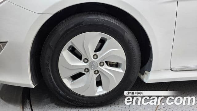 Hyundai Sonata гибрид Smart, 2014 все фото