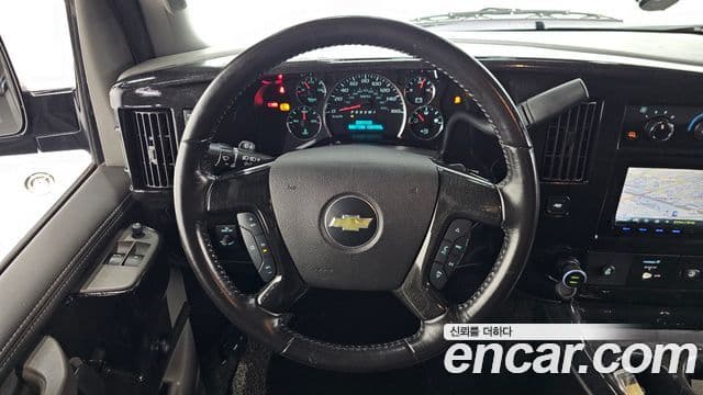 Chevrolet 익스프레스밴, 2017 13