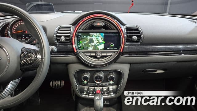 Mini Cooper 클럽맨 2세대, 2019 14