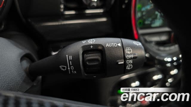 Mini Cooper 클럽맨 2세대, 2019 16