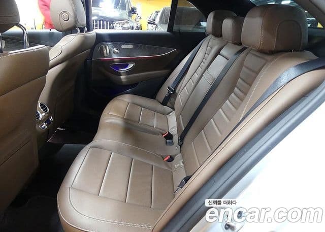 Mercedes-Benz E-класс W213 Avantgarde, 2022 18