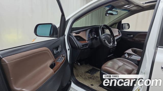 Toyota Sienna, 2017 10