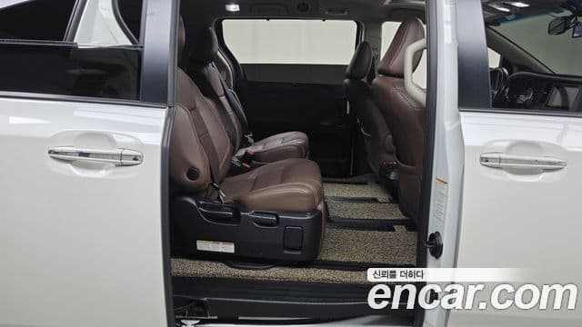 Toyota Sienna, 2017 12