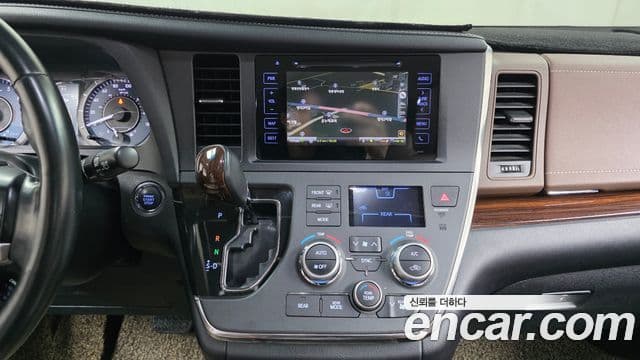 Toyota Sienna, 2017 14