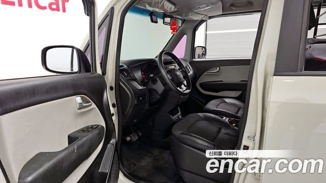 Kia Ray фургон / люксовая версия, 2017 12