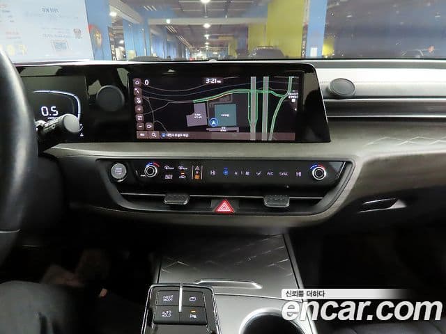 Kia K8 Standard(арендный автомобиль), 2022 13