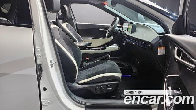 Kia EV6 GT Line, 2022 11