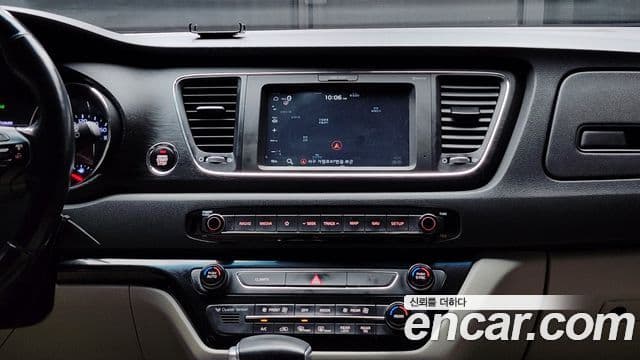 Kia The / новый New Carnival Luxury, 2019 15