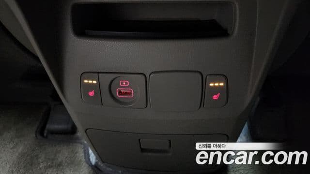 Kia The / новый New Carnival Luxury, 2019 19