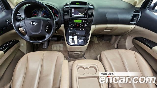 Kia Carnival R President, 2011 7