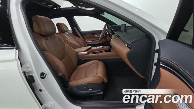 Genesis GV70, 2023 11